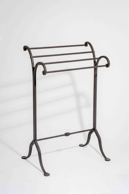 Metall-Kleiderständer
