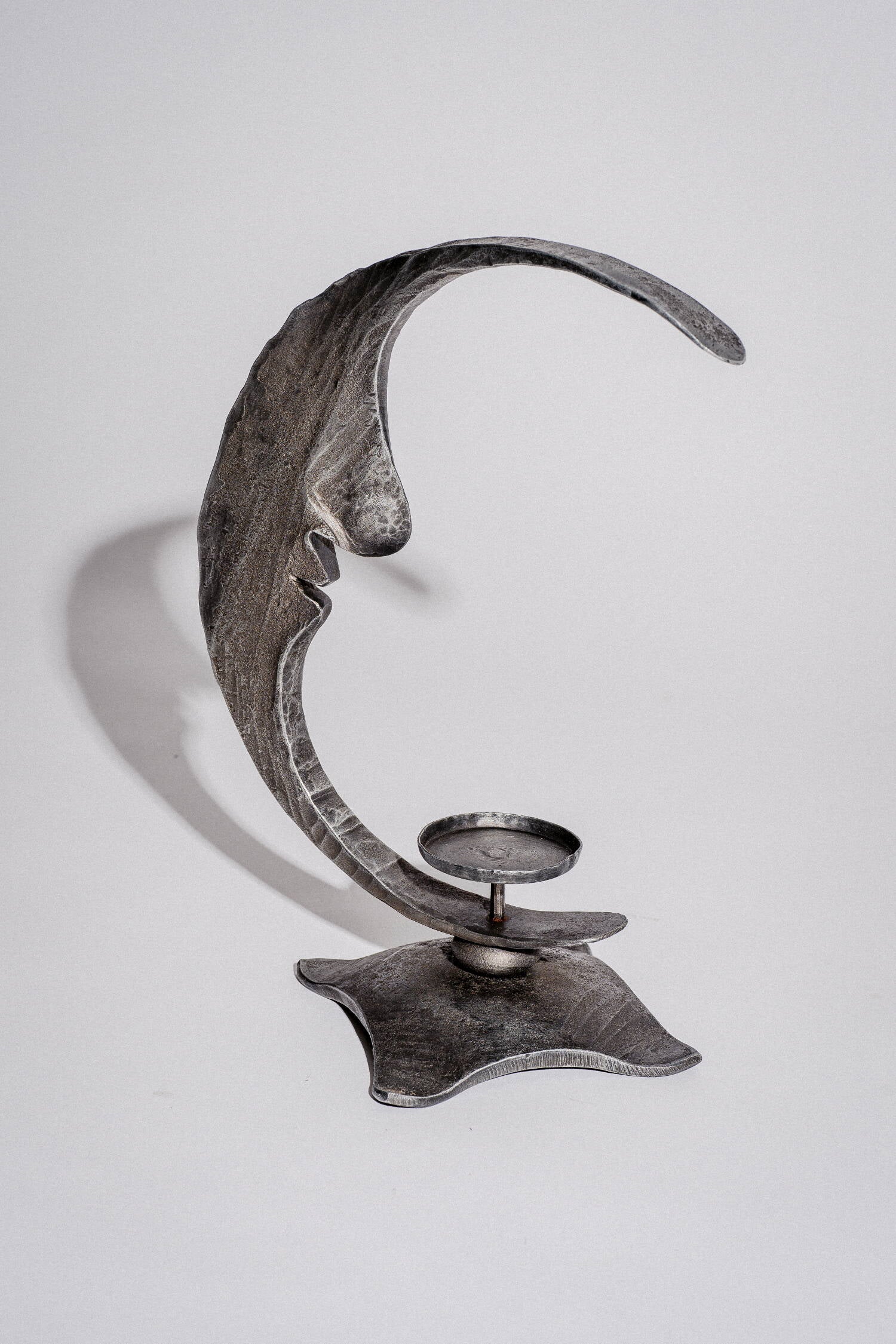 Geschmiedeter Kerzenständer "Mond"
