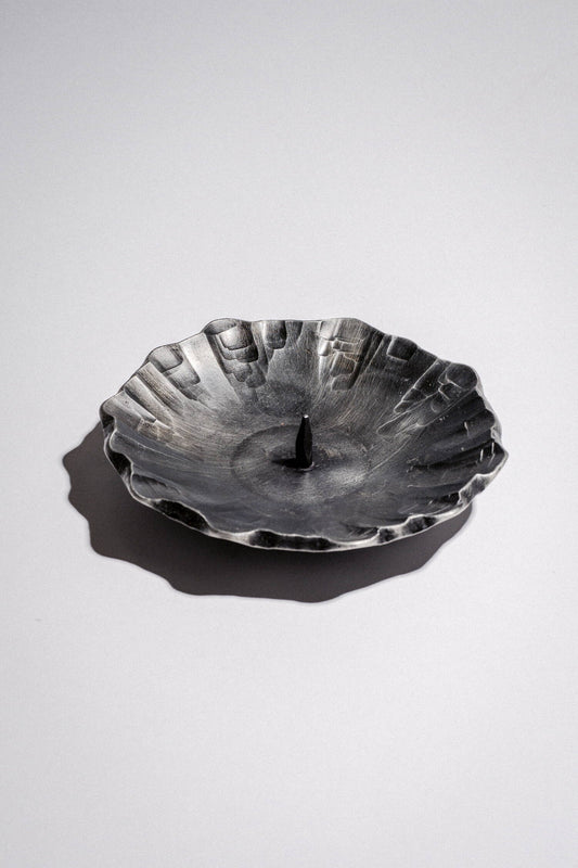 Geschmiedeter runder Kerzenständer