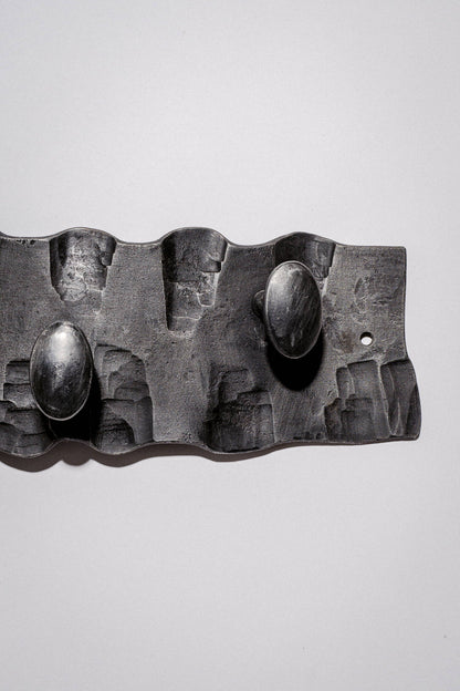 Geschmiedete Wandgarderobe V.