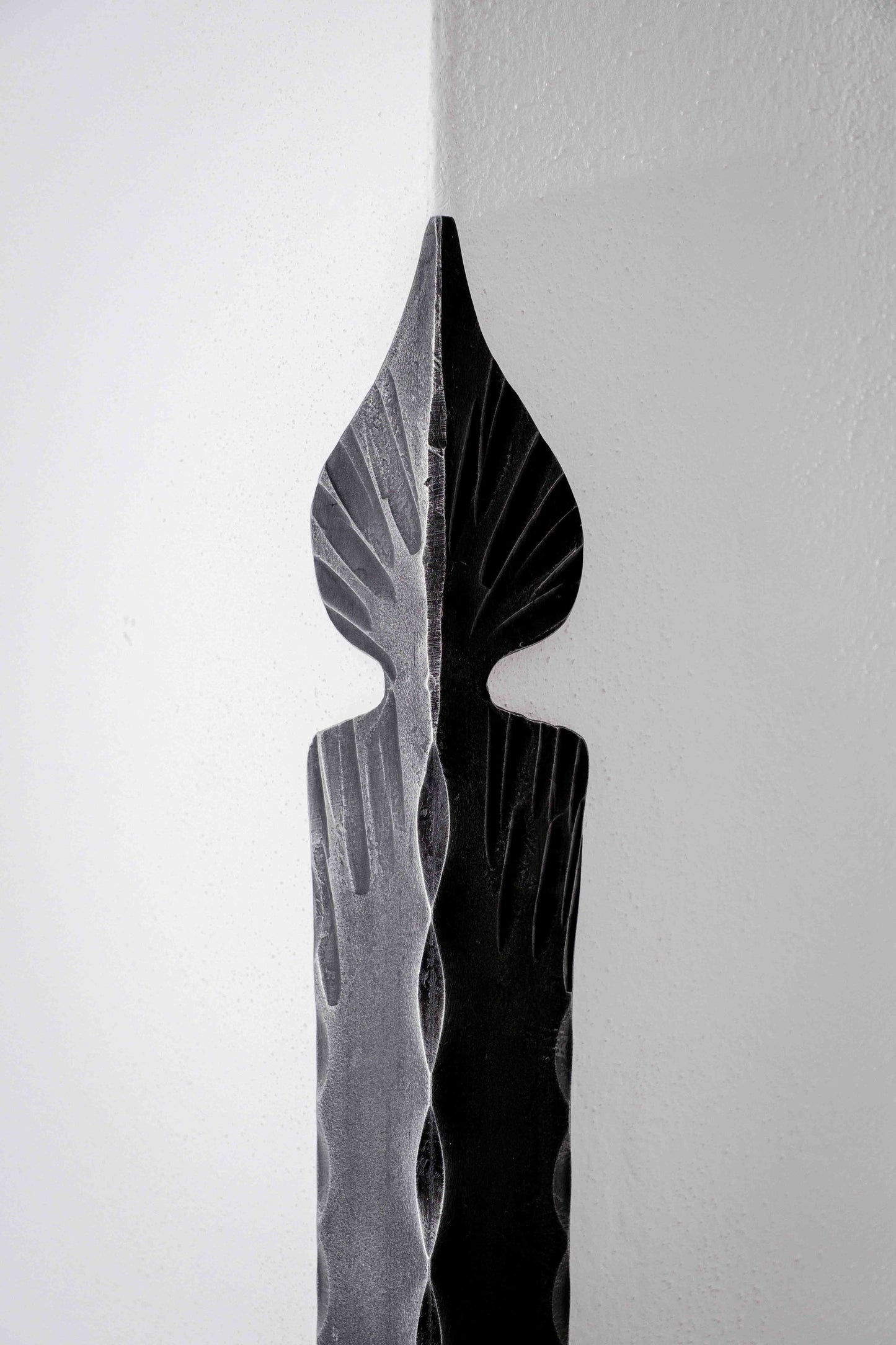 Geschmiedeter Wandschutz-Eckwinkel "Blatt“