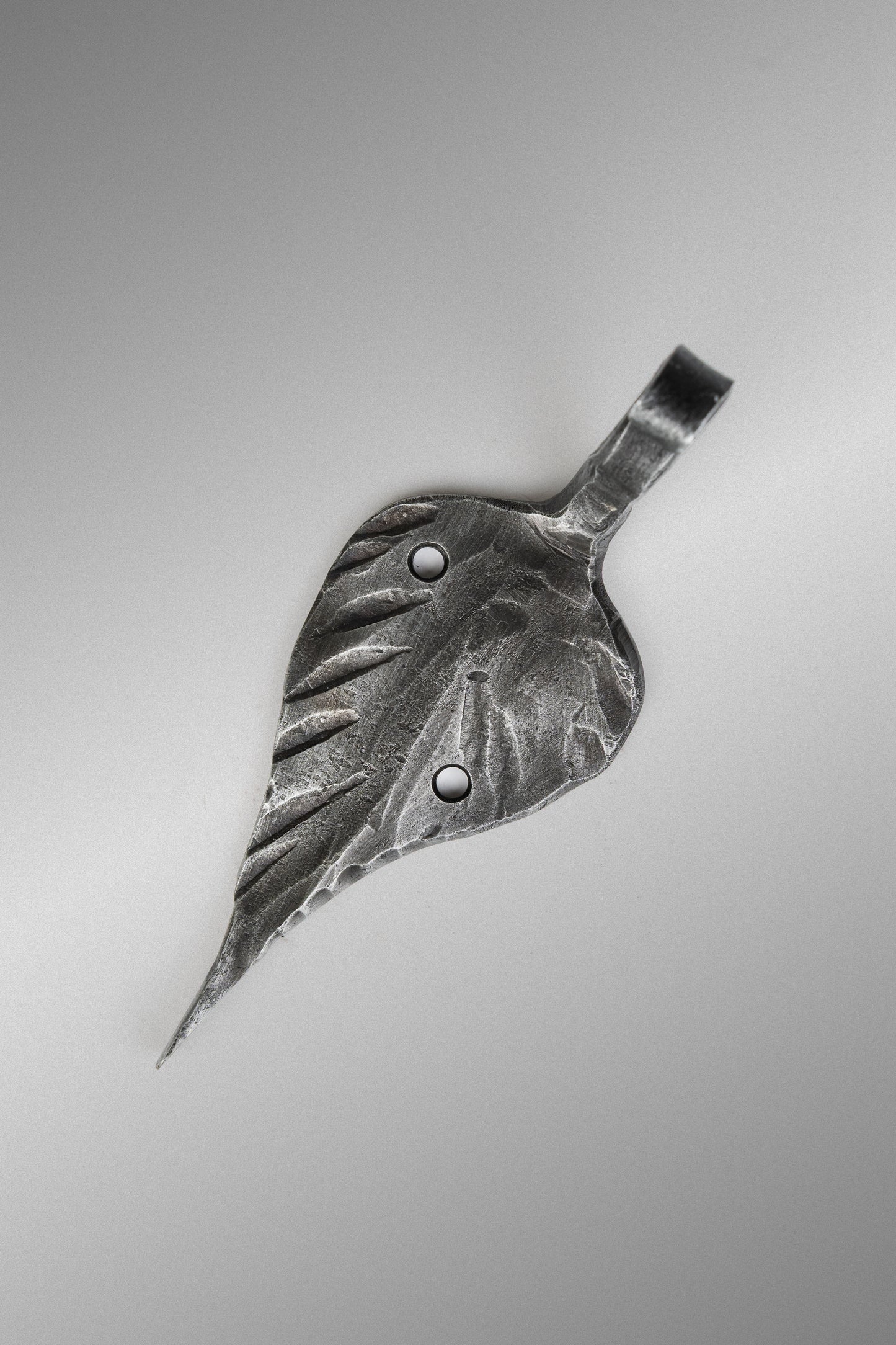 Geschmiedeter Bieröffner „Blatt“